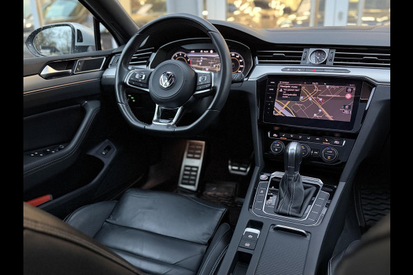 Volkswagen Passat Variant 1.5 TSI Highline Business R |Pano|Leer|360 Cam|Ad.Cruise|Sfeer