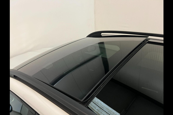 Mercedes-Benz GLB-Klasse 200 / AMG / NL-auto / Pano / Burmester / Memory