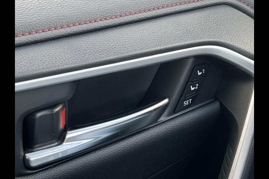 Toyota RAV4 2.5 Plug-in Hybrid AWD Bi-Tone Plus | LED | 360 Camera | CarPlay | ACC | Camera | 19 inch