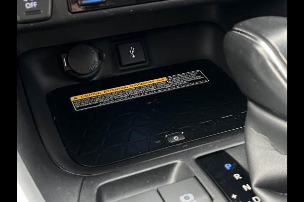 Toyota RAV4 2.5 Plug-in Hybrid AWD Bi-Tone Plus | LED | 360 Camera | CarPlay | ACC | Camera | 19 inch