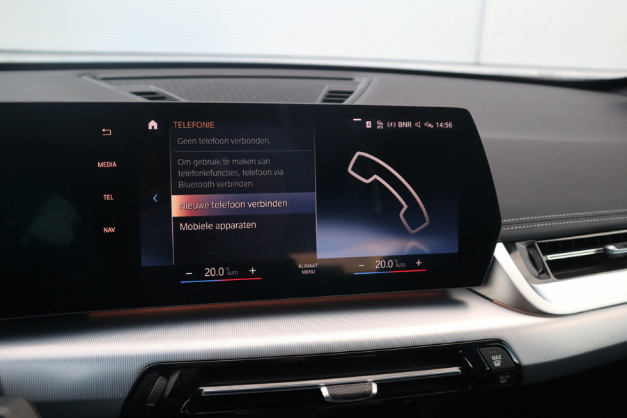 BMW X1 sDrive18i X-Line / Trekhaak / Adaptieve Cruise / 19inch / Camera /