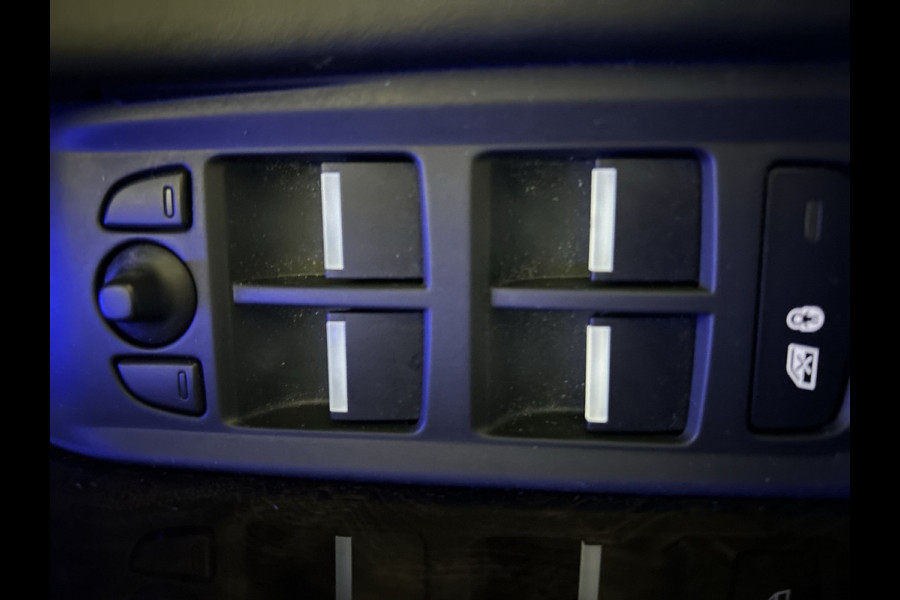 Jaguar I-PACE EV400 First Edition 90 kWh Topstaat! | Panoramadak | Leer | Meridian Geluidsysteem | Camera SOH 90,9 % Aviloo Test!