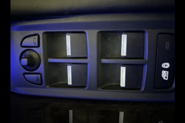 Jaguar I-PACE EV400 First Edition 90 kWh Topstaat! | Panoramadak | Leer | Meridian Geluidsysteem | Camera SOH 90,9 % Aviloo Test!