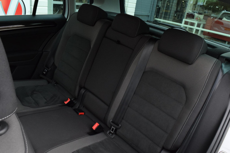 Volkswagen Golf Sportsvan Highline|Dak|Trekh.|ACC|Carplay|Massage