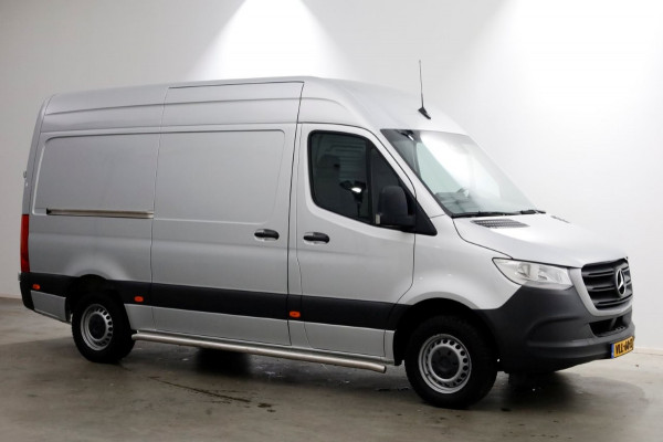 Mercedes-Benz Sprinter 311 CDI 115pk RWD L2H2 7G Automaat Airco/Navi/Camera 09-2021