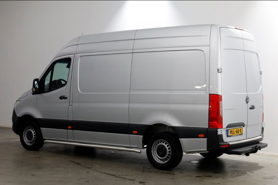 Mercedes-Benz Sprinter 311 CDI 115pk RWD L2H2 7G Automaat Airco/Navi/Camera 09-2021