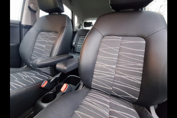 Kia Venga 1.6 CVVT DynamicPLusLine DCT Automaat | Trekhaak | Dealer onderhouden | Navi | Climate | Stoel en Stuurverwarming | occasion