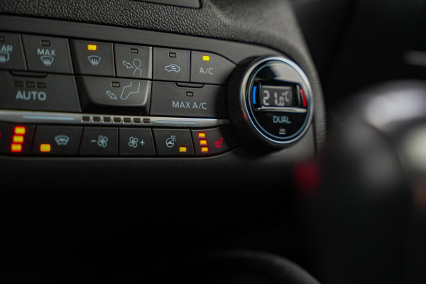 Ford Focus 2.3 EcoBoost ST-X Panoramadak B&O