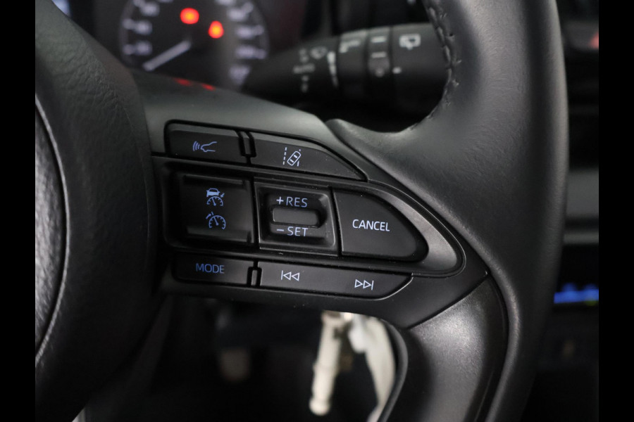 Toyota Yaris 1.5 HYBRID GRAYLINE BIJNA 2023 NAVI.CAMERA.CRUISE CONTROLL GARANTIE TOT 11-2032*
