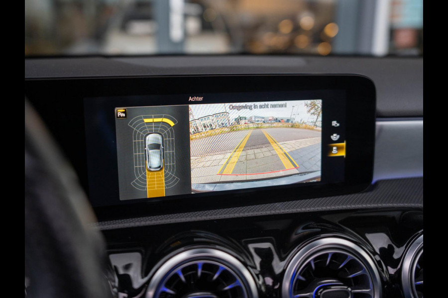 Mercedes-Benz A-Klasse 180 Business Solution AMG / Pano / Memory / Ambiance / Adaptive