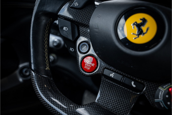 Ferrari 812 6.5 V12 Superfast HELE - Racing seats l Passenger display l JBL