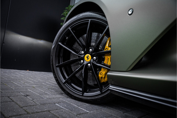 Ferrari 812 6.5 V12 Superfast HELE - Racing seats l Passenger display l JBL