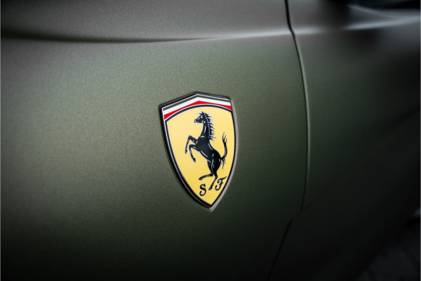 Ferrari 812 6.5 V12 Superfast HELE - Racing seats l Passenger display l JBL