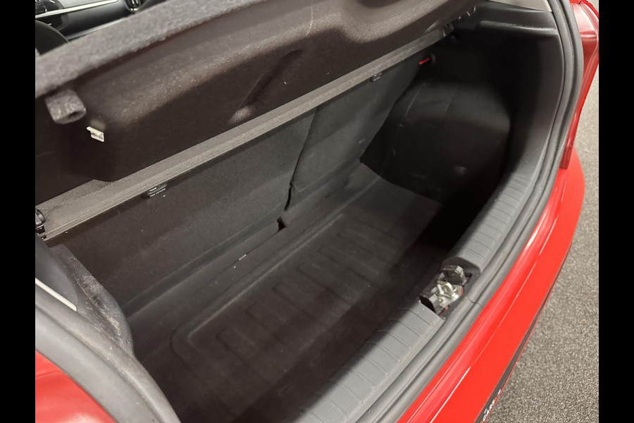 Kia Picanto 1.0 DPi DynamicLine Navigatie Apple Carplay/Android Auto Camera Cruise Control Lichtmetalen velgen Airco