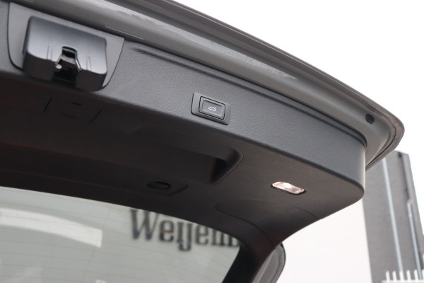 Audi RS4 2.9 TFSI Quattro Matrix Pano Massage Carbon