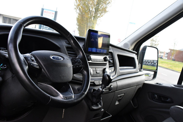 Ford Transit 350 2.0 TDCI L3H2 Black Edition Cruise, Camera, Carplay, 130pk, Trekhaak, Multimedia, NAVI Uniek!