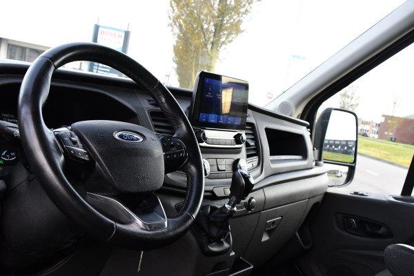 Ford Transit 350 2.0 TDCI L3H2 Black Edition Cruise, Camera, Carplay, 130pk, Trekhaak, Multimedia, NAVI Uniek!