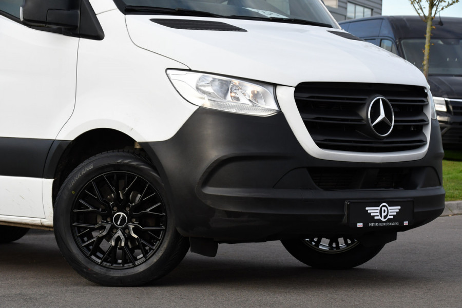 Mercedes-Benz Sprinter 211 2.2 CDI L1H1 PB Edition Camera, Cruise, Carplay, Stoelverwarming, Trekhaak, Automaat, Mbux, Uniek!