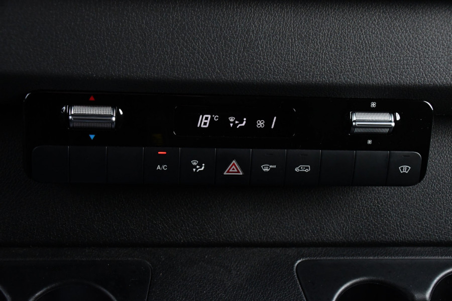 Mercedes-Benz Sprinter 211 2.2 CDI L1H1 PB Edition Camera, Cruise, Carplay, Stoelverwarming, Trekhaak, Automaat, Mbux, Uniek!