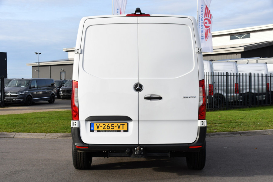 Mercedes-Benz Sprinter 211 2.2 CDI L1H1 PB Edition Camera, Cruise, Carplay, Stoelverwarming, Trekhaak, Automaat, Mbux, Uniek!