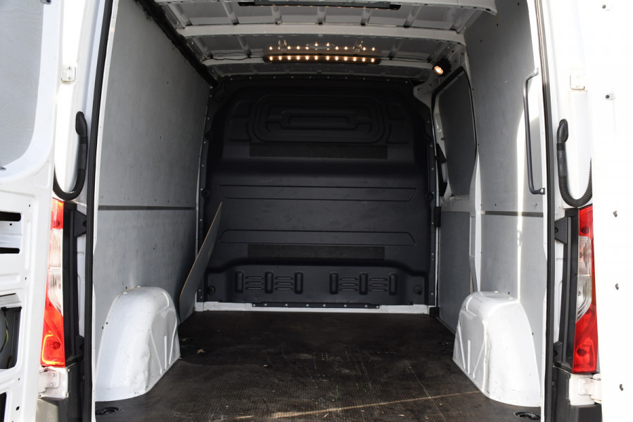 Mercedes-Benz Sprinter 211 2.2 CDI L1H1 PB Edition Camera, Cruise, Carplay, Stoelverwarming, Trekhaak, Automaat, Mbux, Uniek!