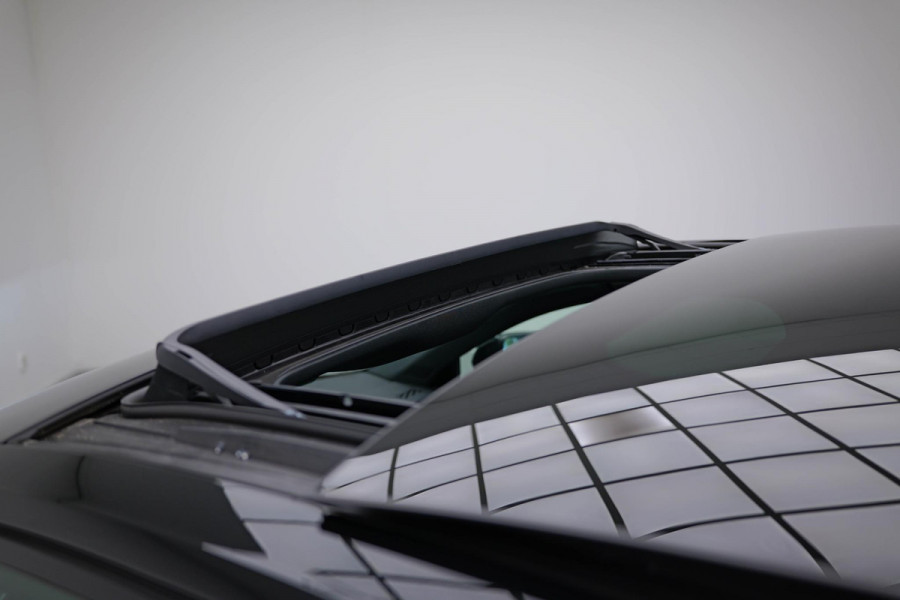 Audi Q3 Sportback 45 TFSI e Business Edition |Pano|Dodehoek|ACC|Elek. Stoelen|Ambient|