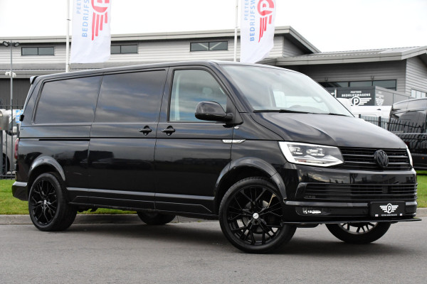 Volkswagen Transporter 2.0 TDI L2H1 Black Edition Highline Adaptieve Cruise, Camera, Carplay, Leder, Trekhaak, Sensoren, 150pk, Automaat, Uniek!
