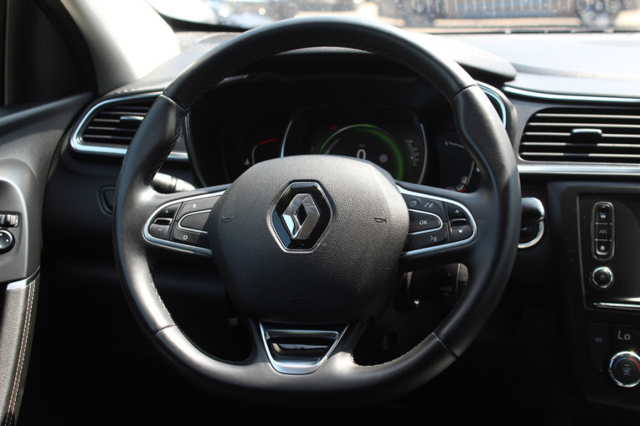 Renault Kadjar 1.2 TCe Intens / Trekhaak / Navigatie / Parkeerhulp V+A / Cruise Control / DAB / Keyless entry / 17'' / Stoelverwarming