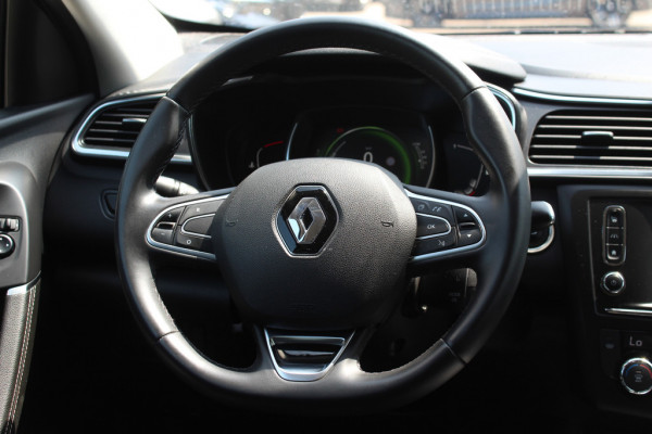 Renault Kadjar 1.2 TCe Intens / Trekhaak / Navigatie / Parkeerhulp V+A / Cruise Control / DAB / Keyless entry / 17'' / Stoelverwarming