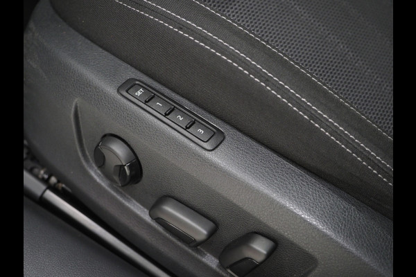 Škoda Superb Combi 1.4 TSI iV Style | Panoramadak | Trekhaak | 360 | Keyless | Adaptive Cruise | Virtual | Carplay