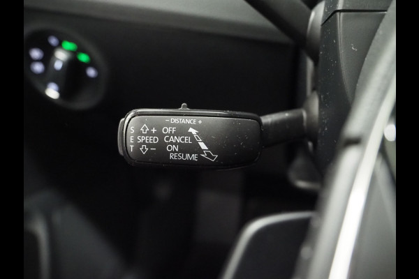 Škoda Superb Combi 1.4 TSI iV Style | Panoramadak | Trekhaak | 360 | Keyless | Adaptive Cruise | Virtual | Carplay