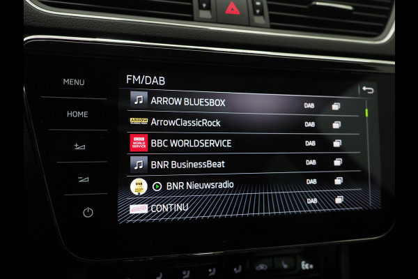 Škoda Superb Combi 1.4 TSI iV Style | Panoramadak | Trekhaak | 360 | Keyless | Adaptive Cruise | Virtual | Carplay