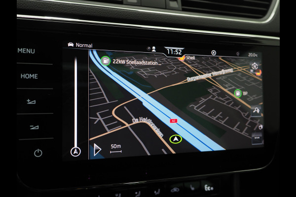 Škoda Superb Combi 1.4 TSI iV Style | Panoramadak | Trekhaak | 360 | Keyless | Adaptive Cruise | Virtual | Carplay