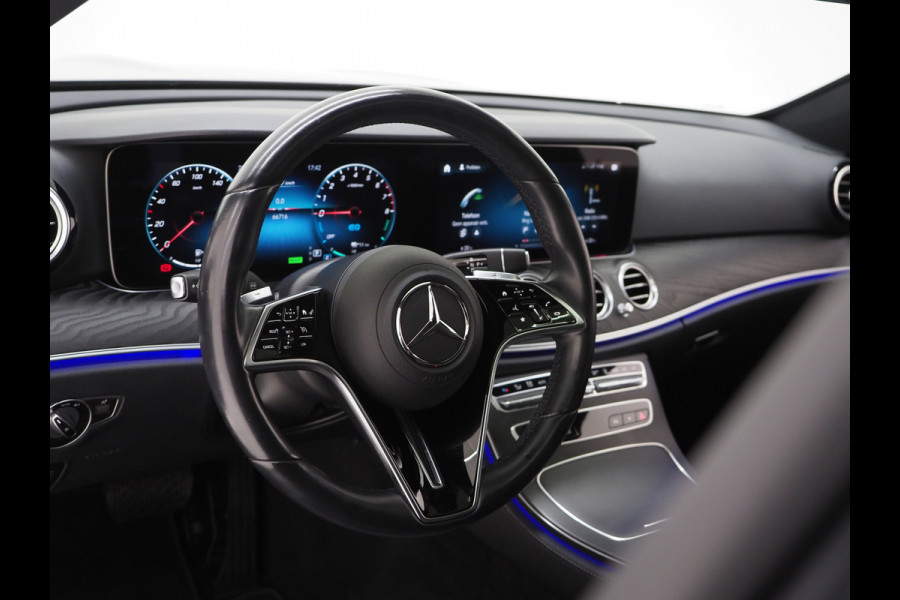 Mercedes-Benz E-Klasse Estate 300 e AMG Line | Panoramadak | Trekhaak | 360 | Adaptive Cruise | Sfeerverlichting | Carplay