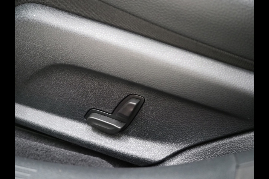 Mercedes-Benz E-Klasse Estate 300 e AMG Line | Panoramadak | Trekhaak | 360 | Adaptive Cruise | Sfeerverlichting | Carplay