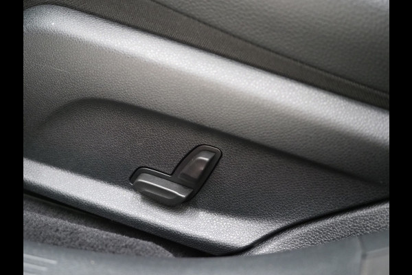 Mercedes-Benz E-Klasse Estate 300 e AMG Line | Panoramadak | Trekhaak | 360 | Adaptive Cruise | Sfeerverlichting | Carplay