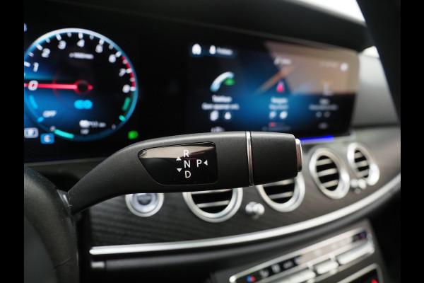 Mercedes-Benz E-Klasse Estate 300 e AMG Line | Panoramadak | Trekhaak | 360 | Adaptive Cruise | Sfeerverlichting | Carplay