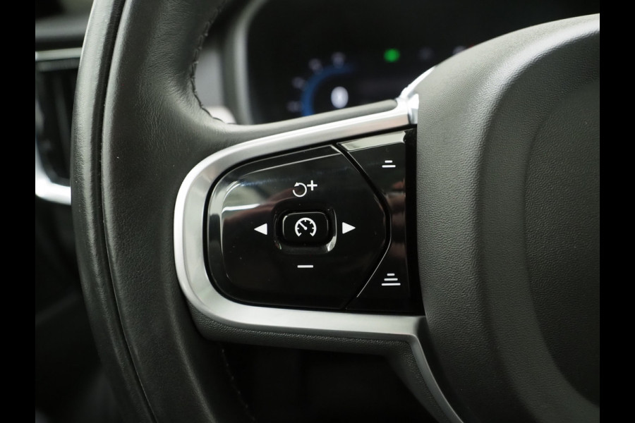 Volvo V90 2.0 T8 AWD Inscription | Panoramadak | Harman/Kardon | Pilot Assist | Head Up | 360 | Keyless