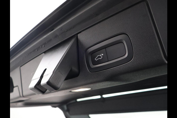 Volvo XC60 2.0 T4 INSCRIPTION + TREKHAAK WEGKL. 2300 KG | PANORAMA | HEAD-UP | 21 INCH | ADAPTIVE CRUISE CONTROL