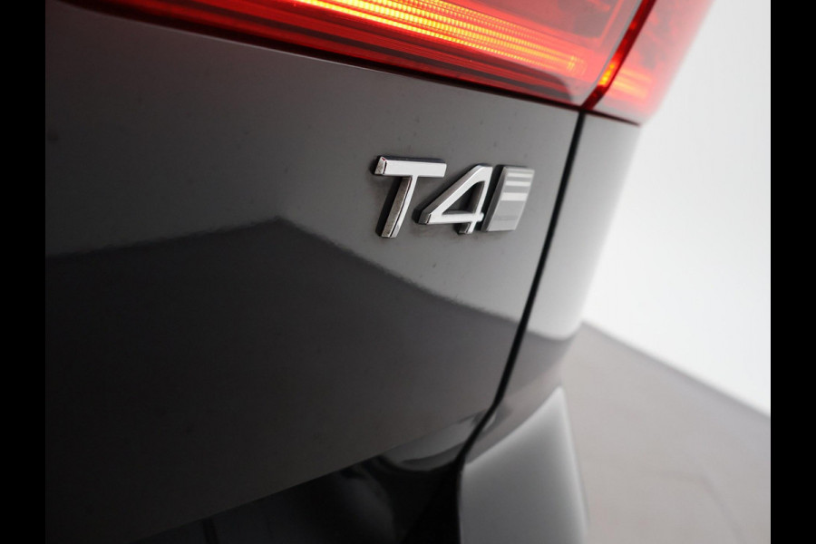 Volvo XC60 2.0 T4 INSCRIPTION + TREKHAAK WEGKL. 2300 KG | PANORAMA | HEAD-UP | 21 INCH | ADAPTIVE CRUISE CONTROL