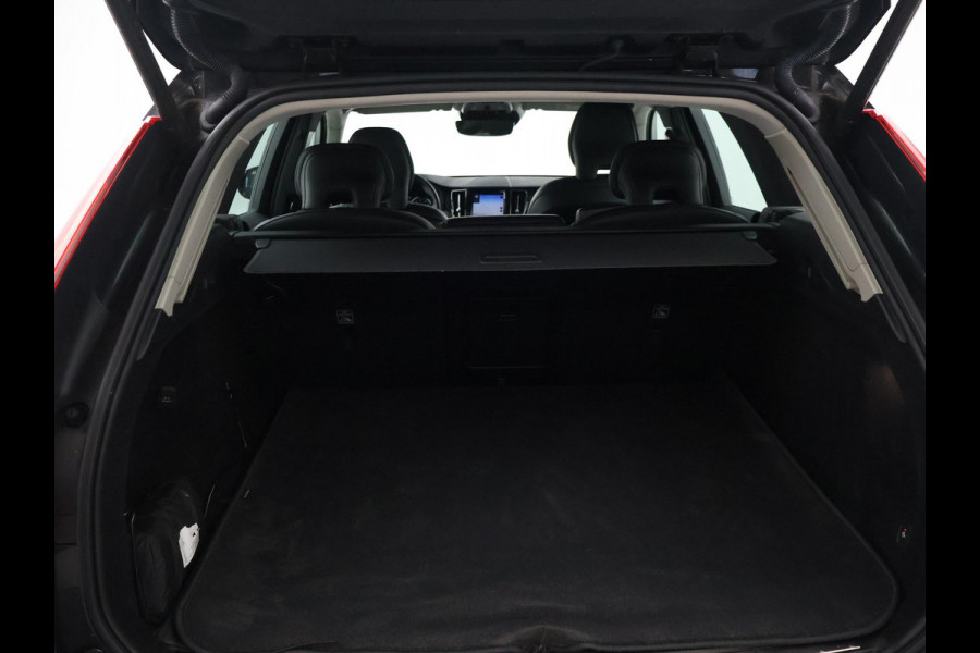Volvo XC60 2.0 T4 INSCRIPTION + TREKHAAK WEGKL. 2300 KG | PANORAMA | HEAD-UP | 21 INCH | ADAPTIVE CRUISE CONTROL