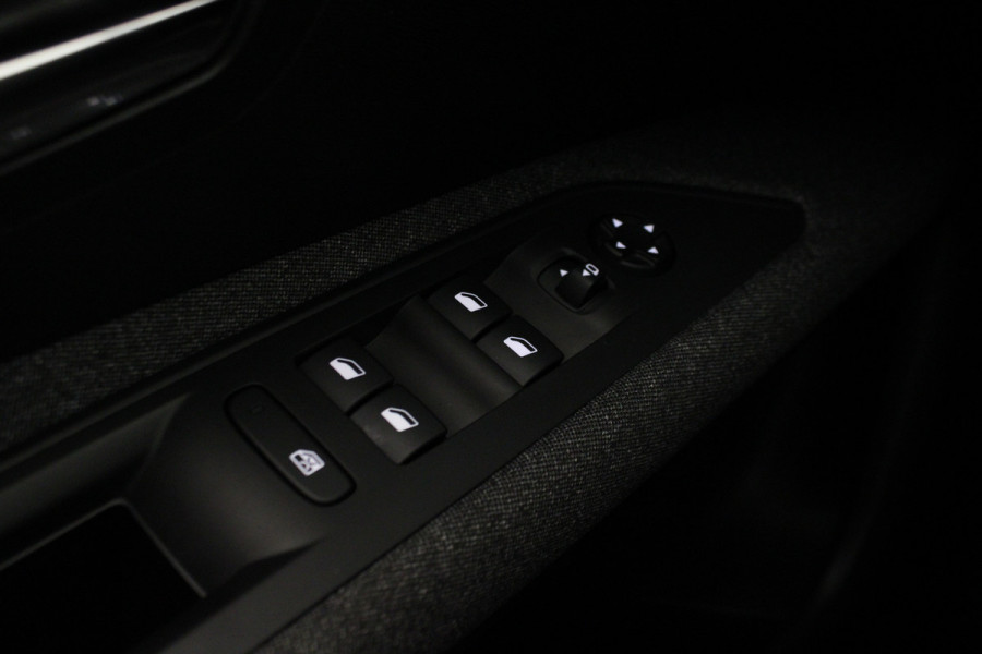 Peugeot 3008 1.2 PureTech Active Pack Business |Navi|Camera|