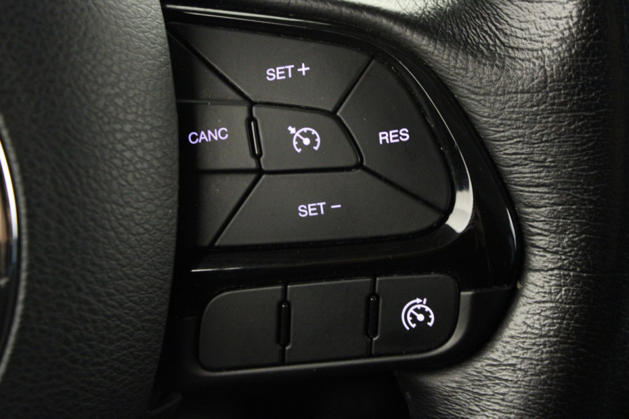 Jeep Renegade 1.4 MultiAir Night Eagle II