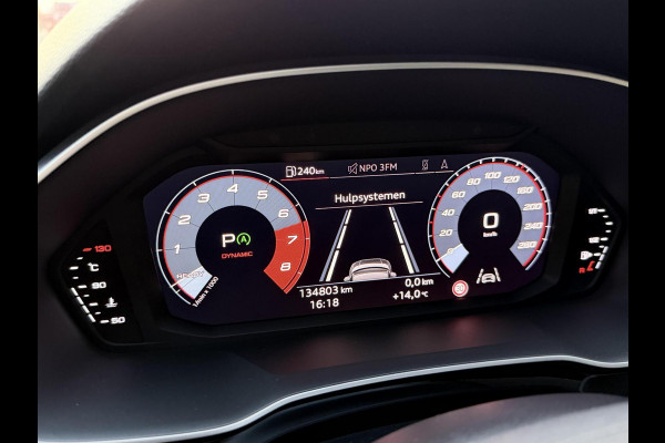 Audi Q3 35 TFSI S edition Automaat | Zwart optiek | Navigatiesysteem | Half-leer | Getint glas | Cruise & climate control | Lane assist