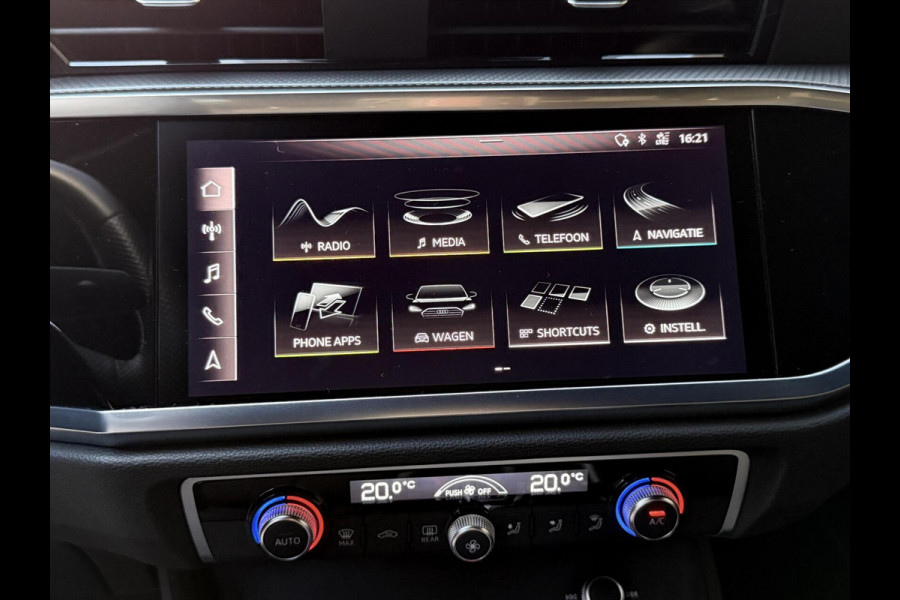 Audi Q3 35 TFSI S edition Automaat | Zwart optiek | Navigatiesysteem | Half-leer | Getint glas | Cruise & climate control | Lane assist