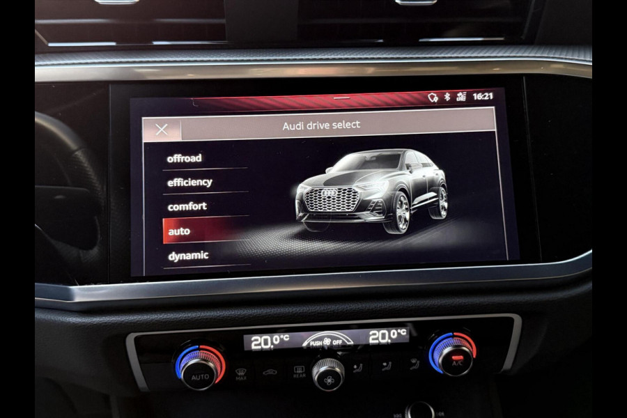 Audi Q3 35 TFSI S edition Automaat | Zwart optiek | Navigatiesysteem | Half-leer | Getint glas | Cruise & climate control | Lane assist
