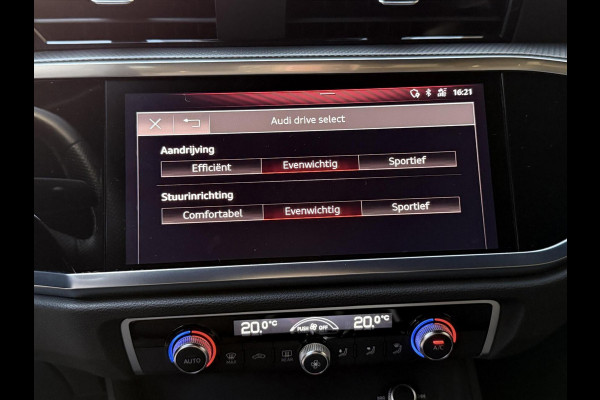 Audi Q3 35 TFSI S edition Automaat | Zwart optiek | Navigatiesysteem | Half-leer | Getint glas | Cruise & climate control | Lane assist