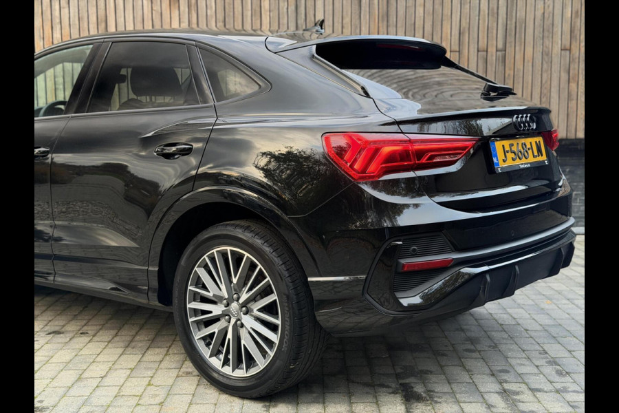Audi Q3 35 TFSI S edition Automaat | Zwart optiek | Navigatiesysteem | Half-leer | Getint glas | Cruise & climate control | Lane assist