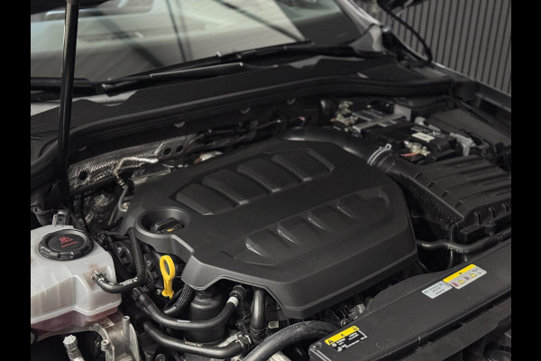 Volkswagen Golf 2.0 TSI GTI CLUBSPORT '45 Jahre' UNIEK | NIEUWSTAAT | VOL!