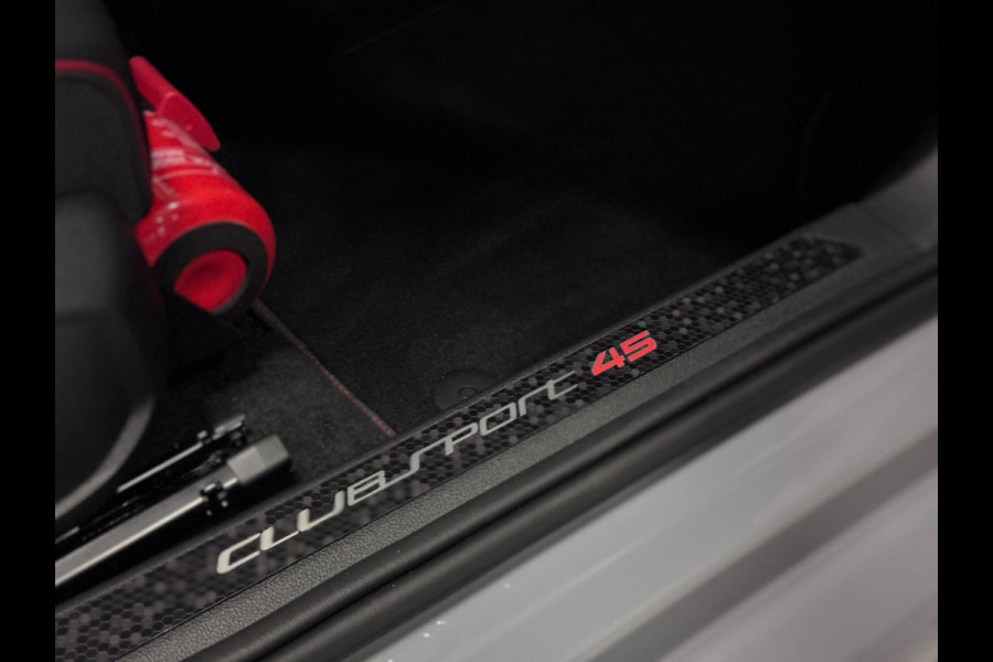 Volkswagen Golf 2.0 TSI GTI CLUBSPORT '45 Jahre' UNIEK | NIEUWSTAAT | VOL!